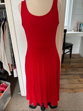 Olivia Rae Red Sleeveless Scoop-Neck Midi Dress